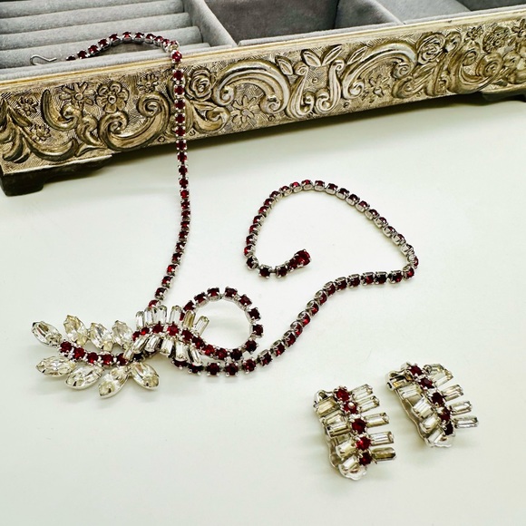 Vintage Deco Ruby Red Rhinestone Necklace Set - Picture 17 of 17